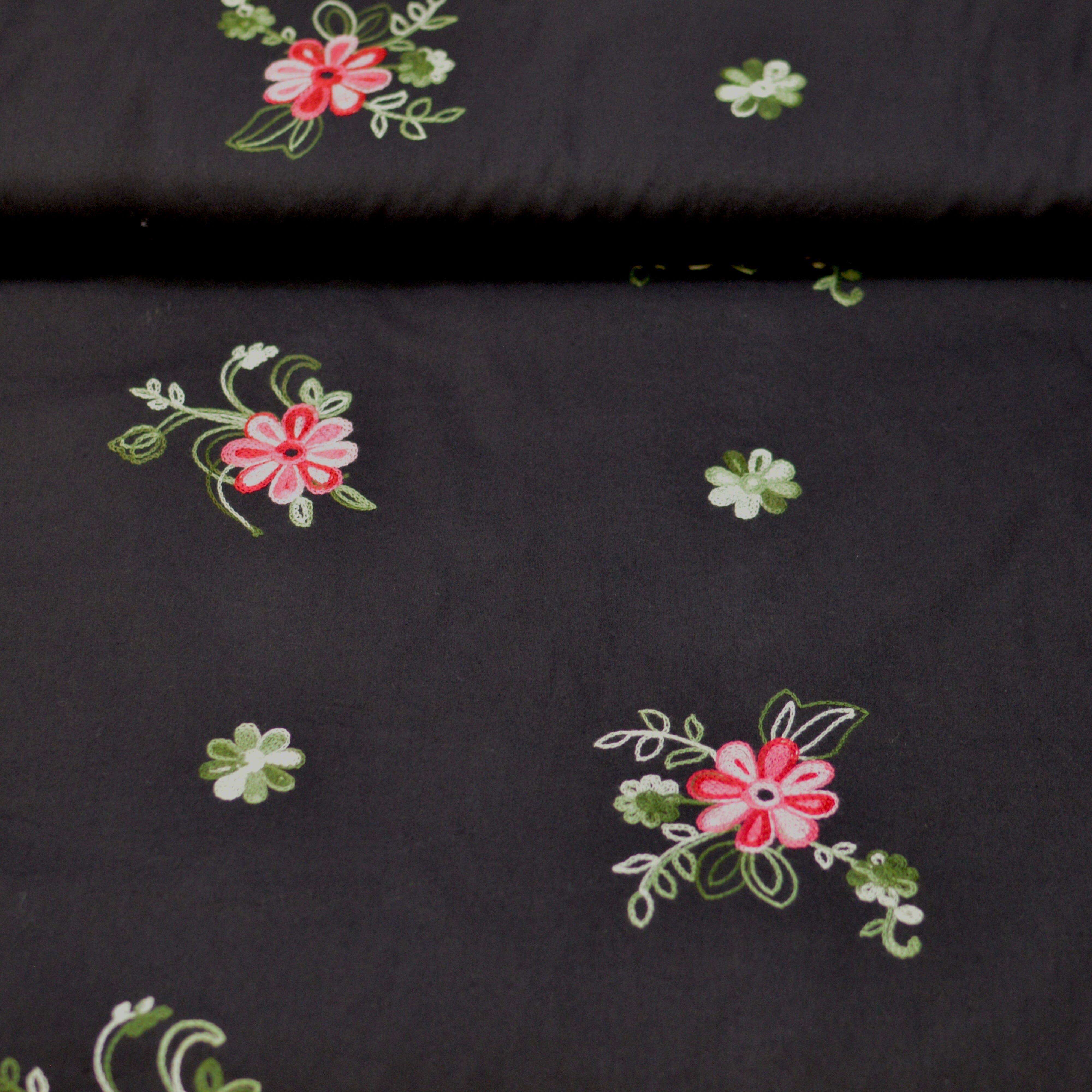 Baumwolle Stickerei farbige Blumen - schwarz Fabric poshpinks